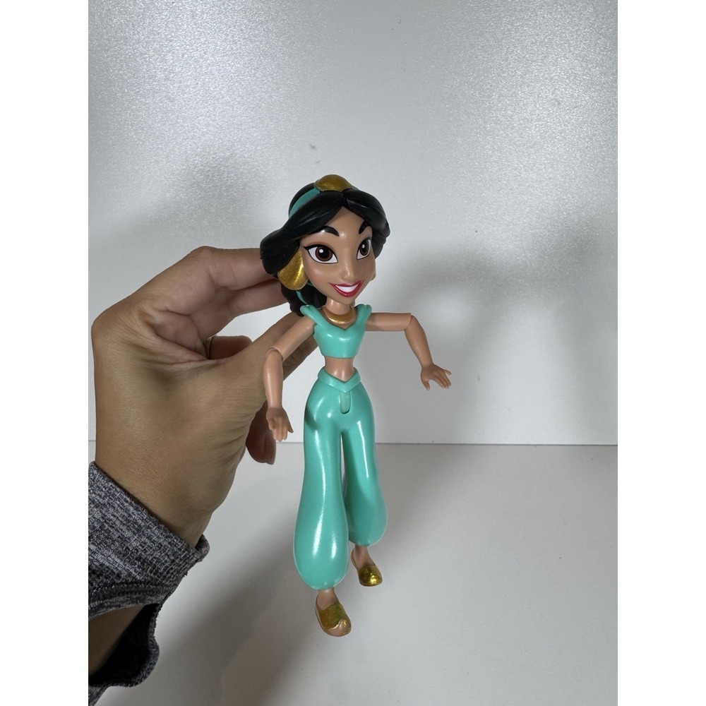 Disney Aladdin Princess Jasmine Toy Figure